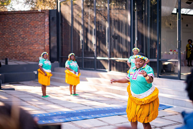 Gautrain - Woman Leading Knowledge, photograph 9